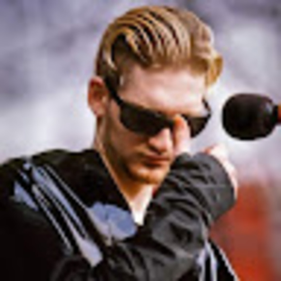 Meet your Posher, Josette - Picture 1 of 1